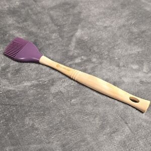 Le Creuset Cassis Basting Brush